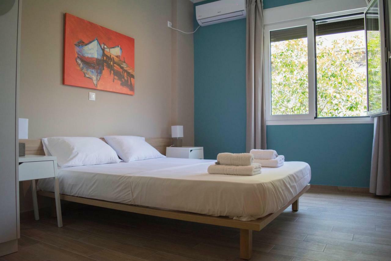 Chic And Minimal Apartment Close To Thissio Metro 雅典 外观 照片